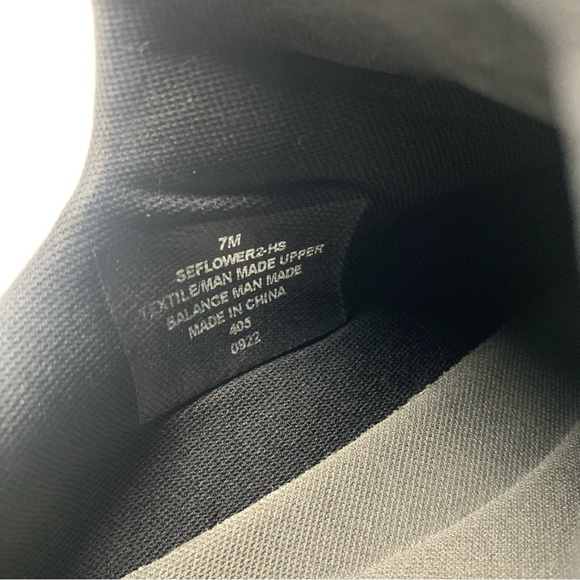 Easy Spirit by‎ Denise Austin Flower Walking Sneakers Women's US 7 M Black 7693 - Picture 7 of 10